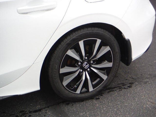 2024 Honda Civic Hatchback EX-L