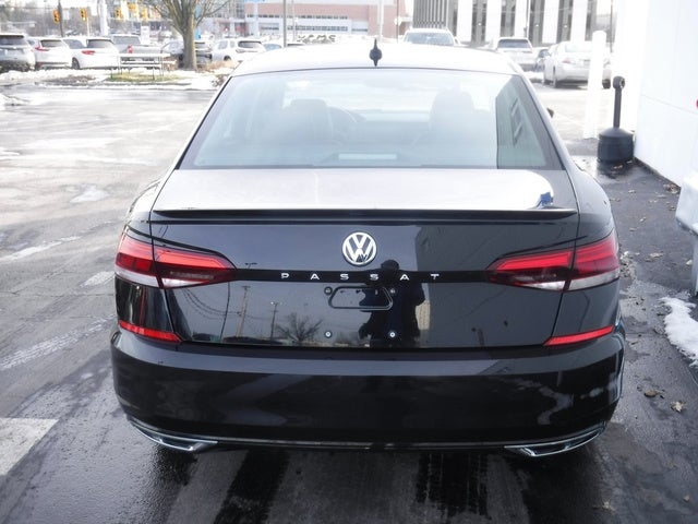 2020 Volkswagen Passat 2.0T R-Line