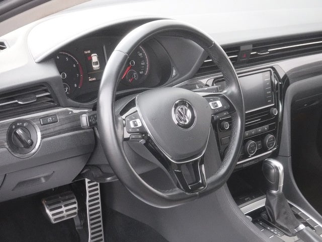2020 Volkswagen Passat 2.0T R-Line