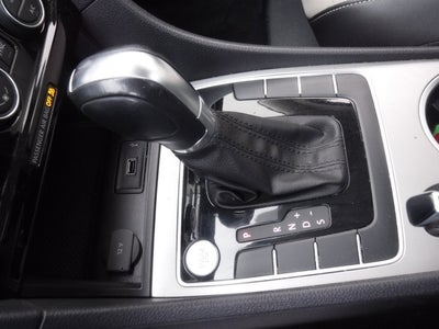 2020 Volkswagen Passat 2.0T R-Line