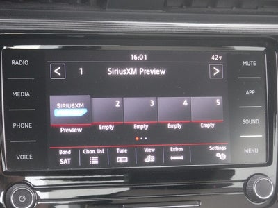 2020 Volkswagen Passat 2.0T R-Line