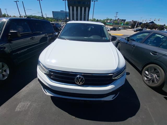 2022 Volkswagen Tiguan 2.0T SE R-Line Black 4Motion