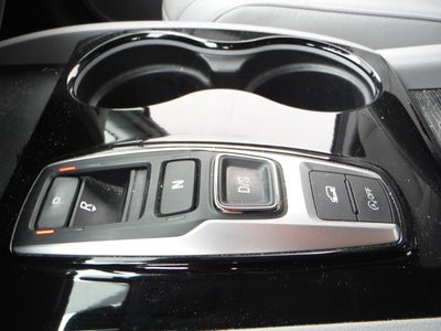 2019 Honda Pilot Touring w/Rear Captain's Chairs