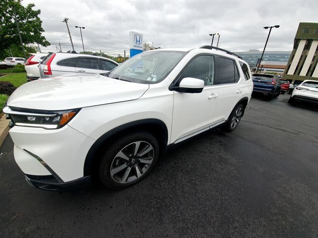 2024 Honda Pilot Elite AWD's photo