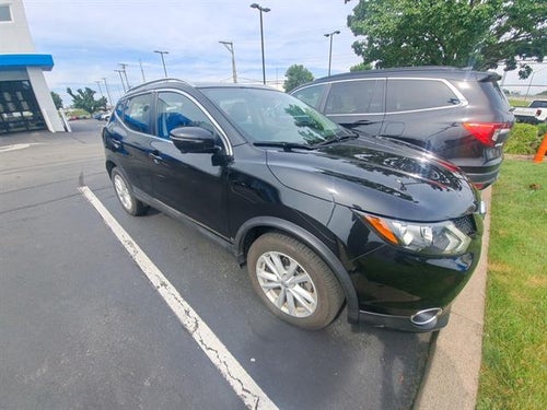 2017 Nissan Rogue Sport SV